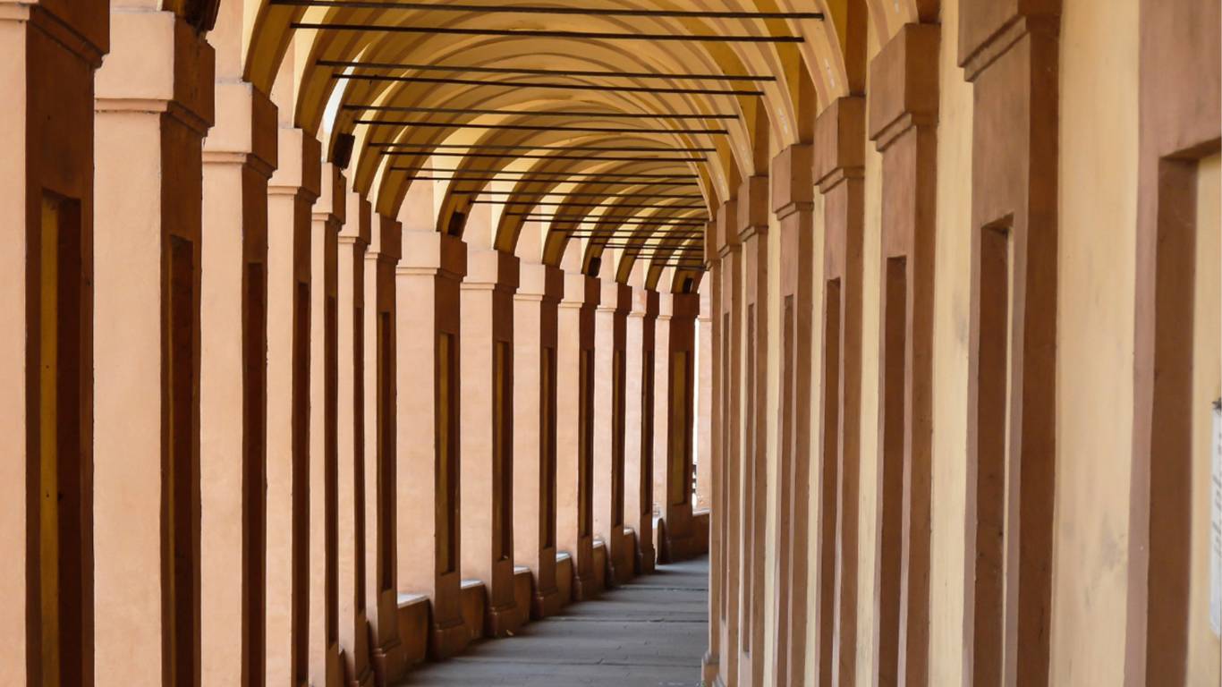 Bleis-Hotel-Bologna-photo-itineraries-3-arcades-center